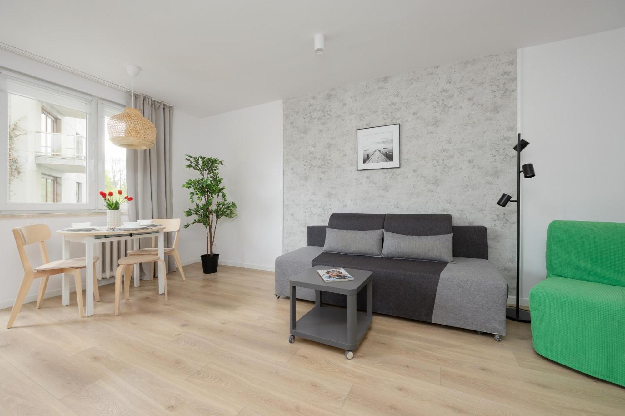Park Solec By Renters Apartament