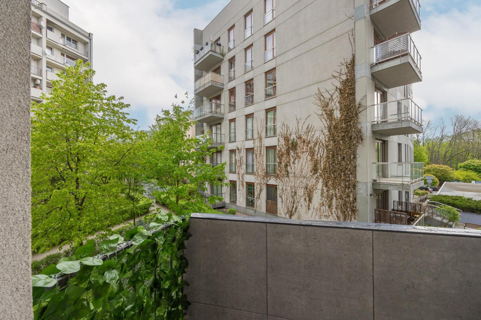 Park Solec By Renters Apartament